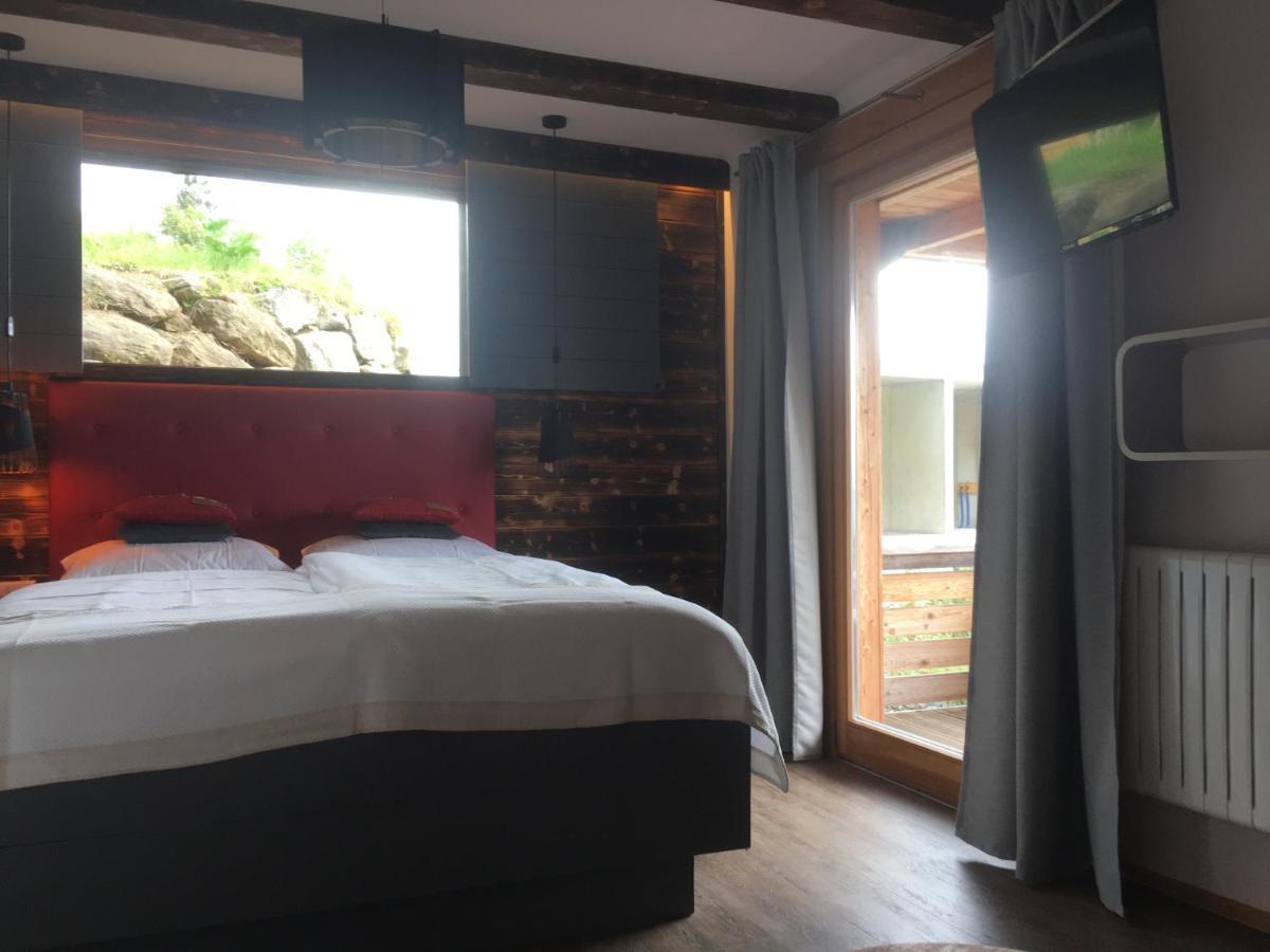 אננהיים Hotel30 - Adults Only מראה חיצוני תמונה