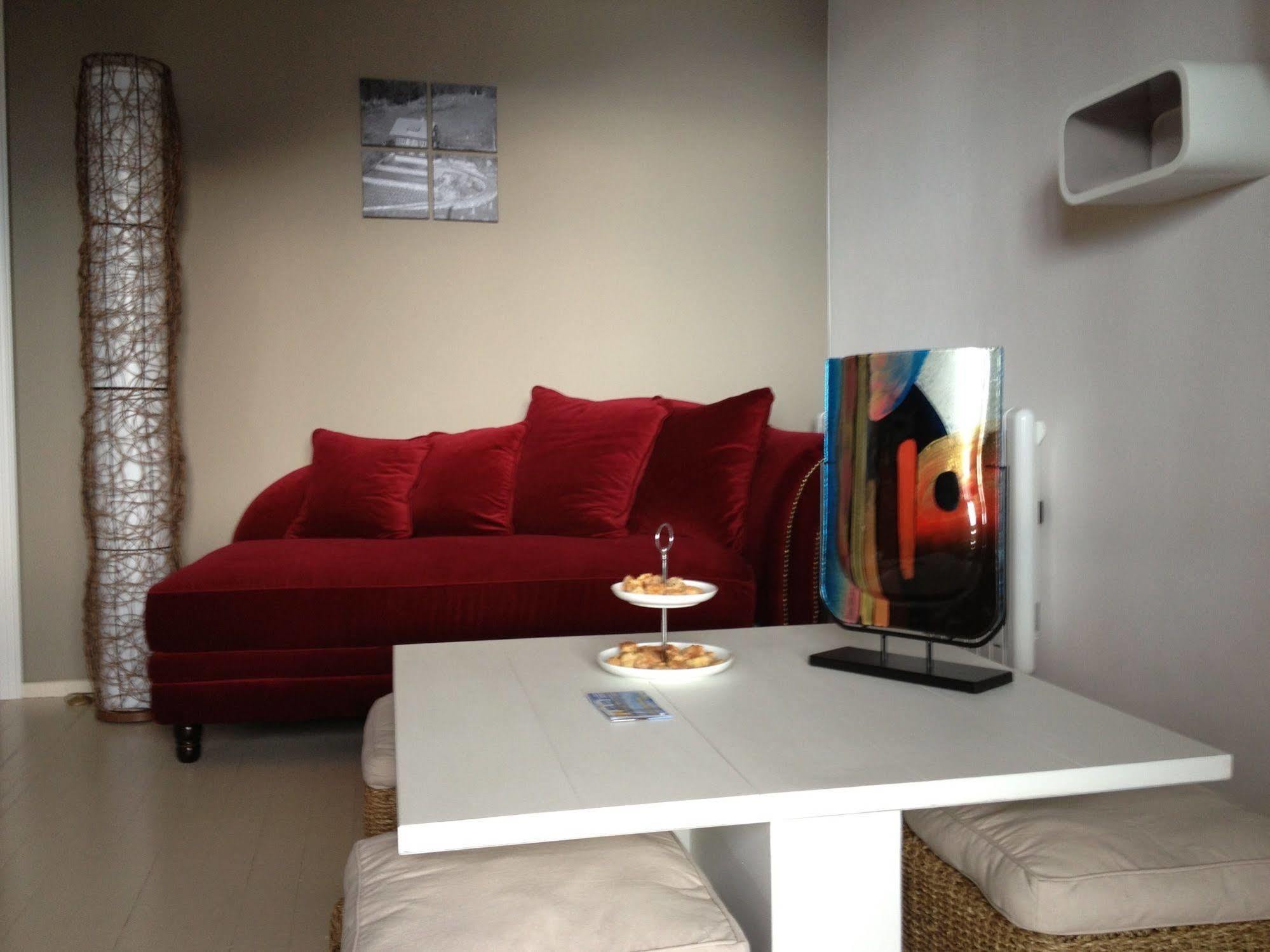אננהיים Hotel30 - Adults Only מראה חיצוני תמונה
